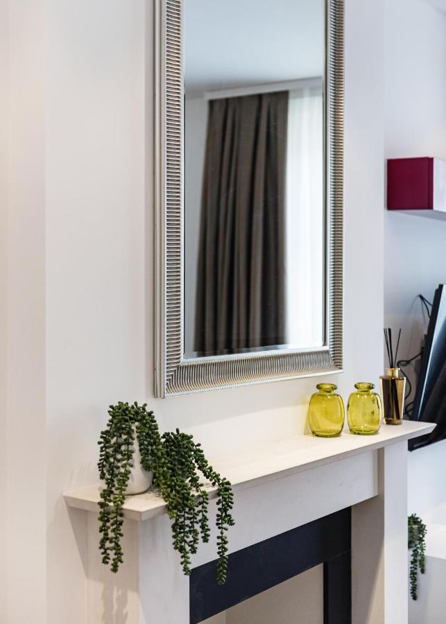לונדון Modern Mayfair Apartments מראה חיצוני תמונה