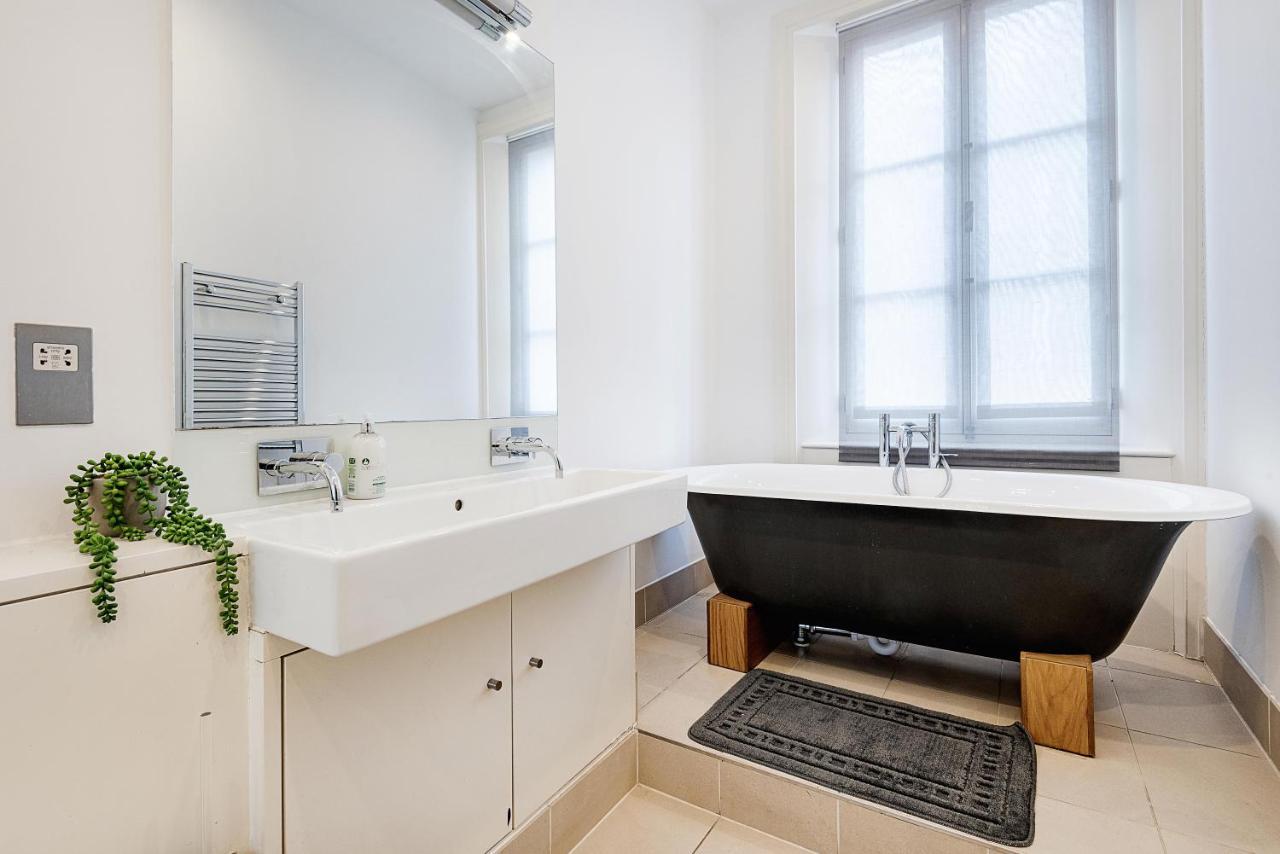 לונדון Modern Mayfair Apartments מראה חיצוני תמונה