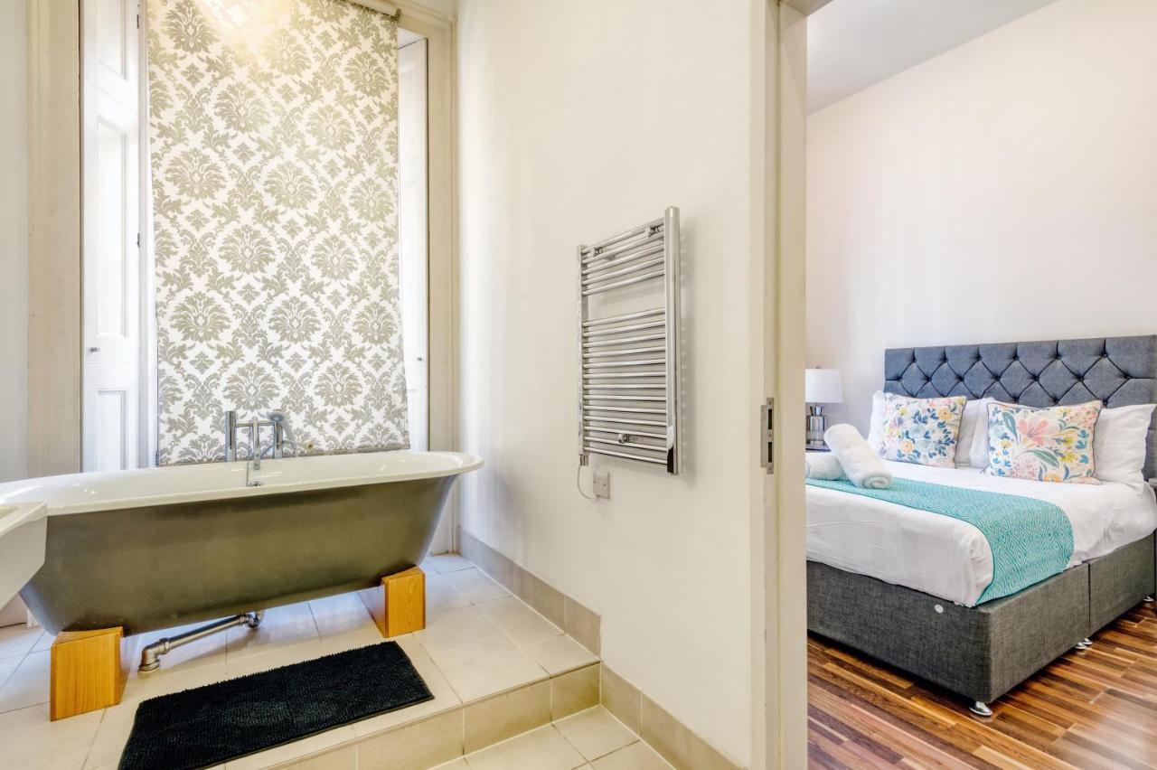 לונדון Modern Mayfair Apartments מראה חיצוני תמונה